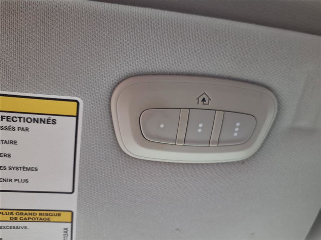 Used 2019 Jeep Cherokee Trailhawk w/ Comfort/Convenience Group image 16