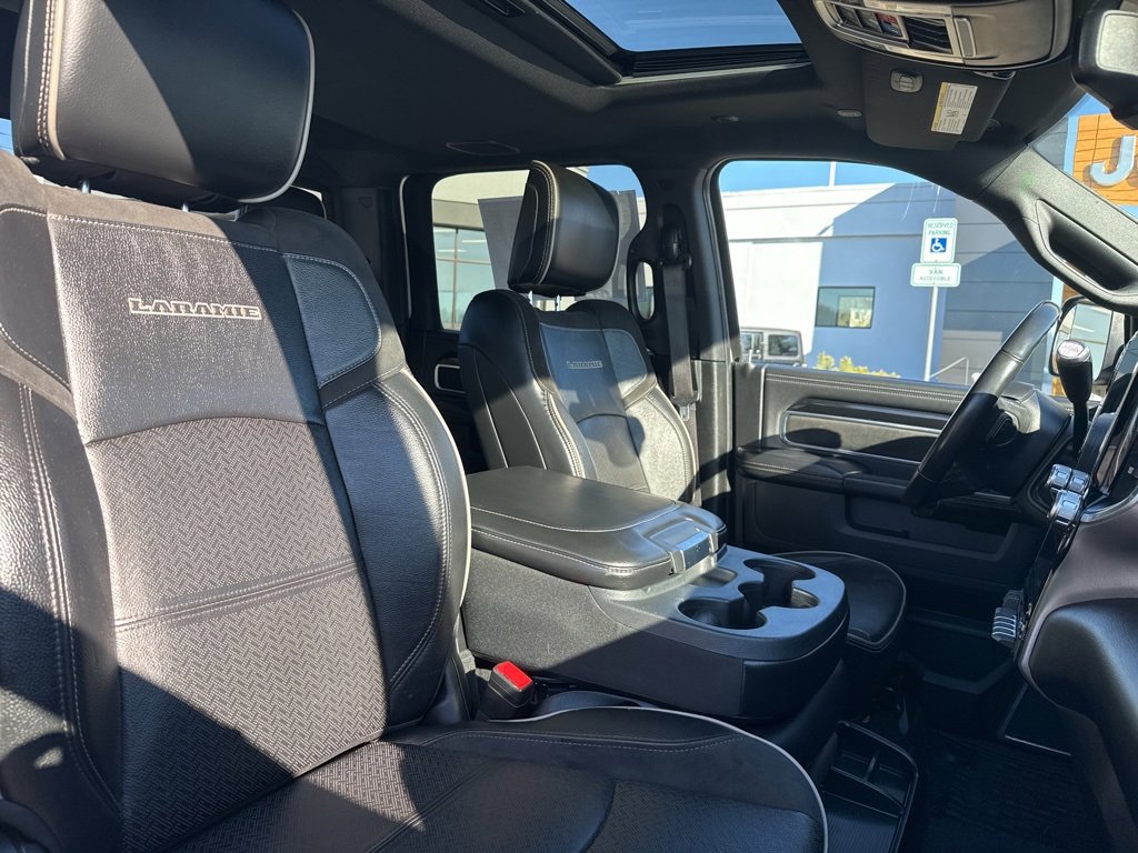 Used 2022 RAM 3500 Laramie image 29