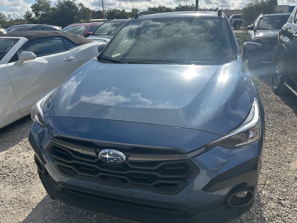 Used 2024 Subaru Crosstrek 2.0i Premium image 2
