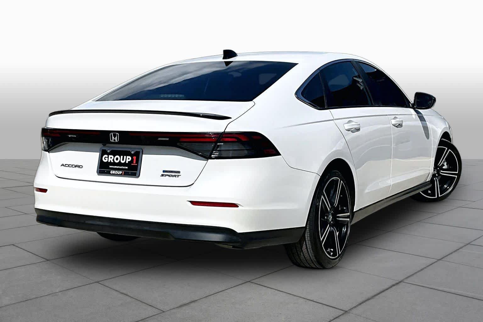 Used 2025 Honda Accord Sport image 13