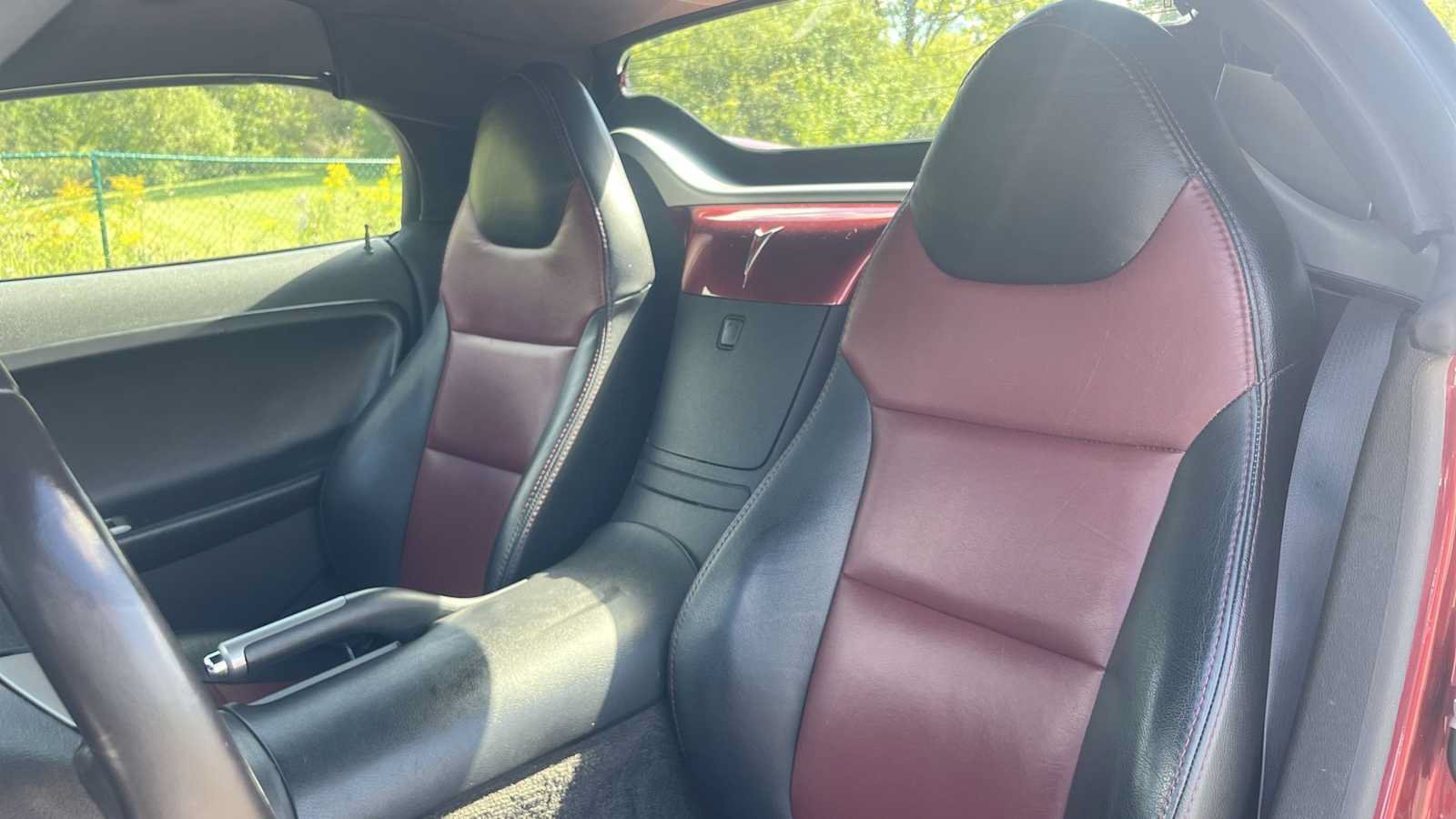 Used 2009 Pontiac Solstice GXP RWD image 26