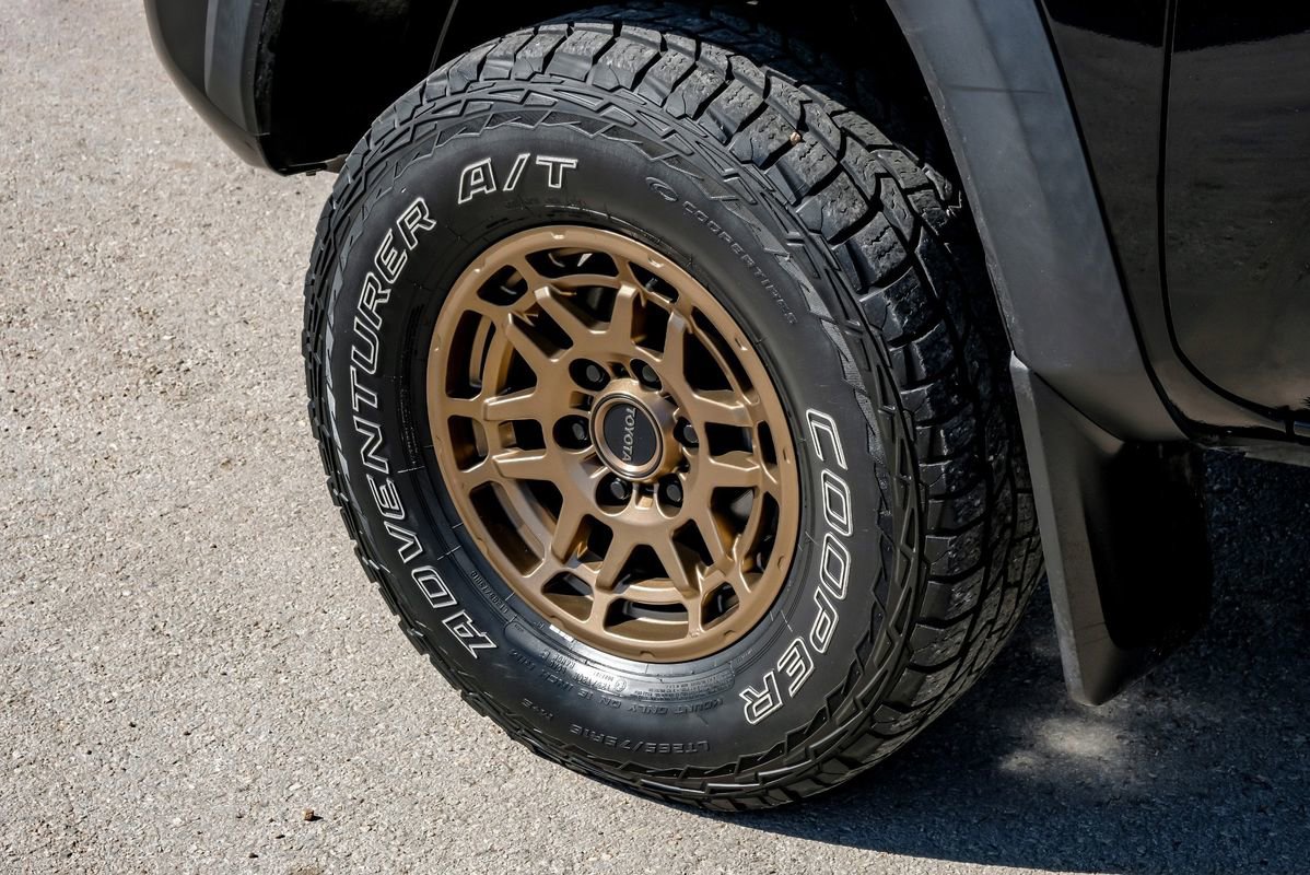 Used 2023 Toyota Tacoma SR5 w/ Trail Edition image 61