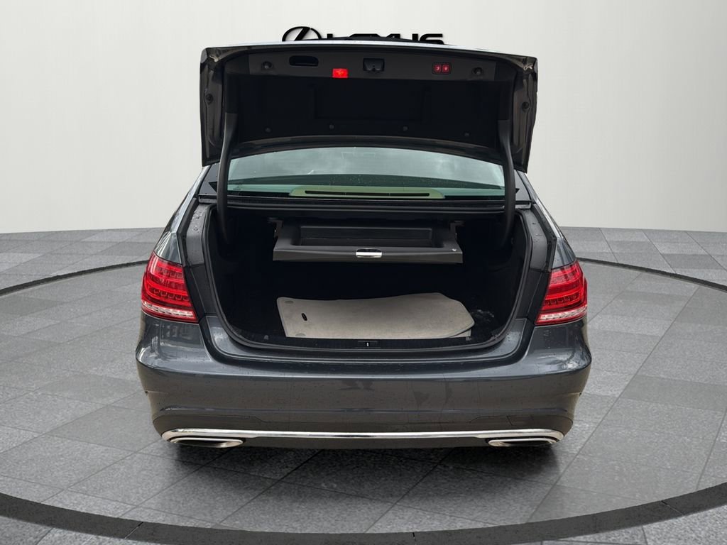 Used 2014 Mercedes-Benz E 350 Sedan image 15
