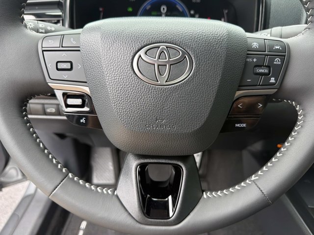 Certified 2026 Toyota Camry SE w/ Convenience Package FWD image 24