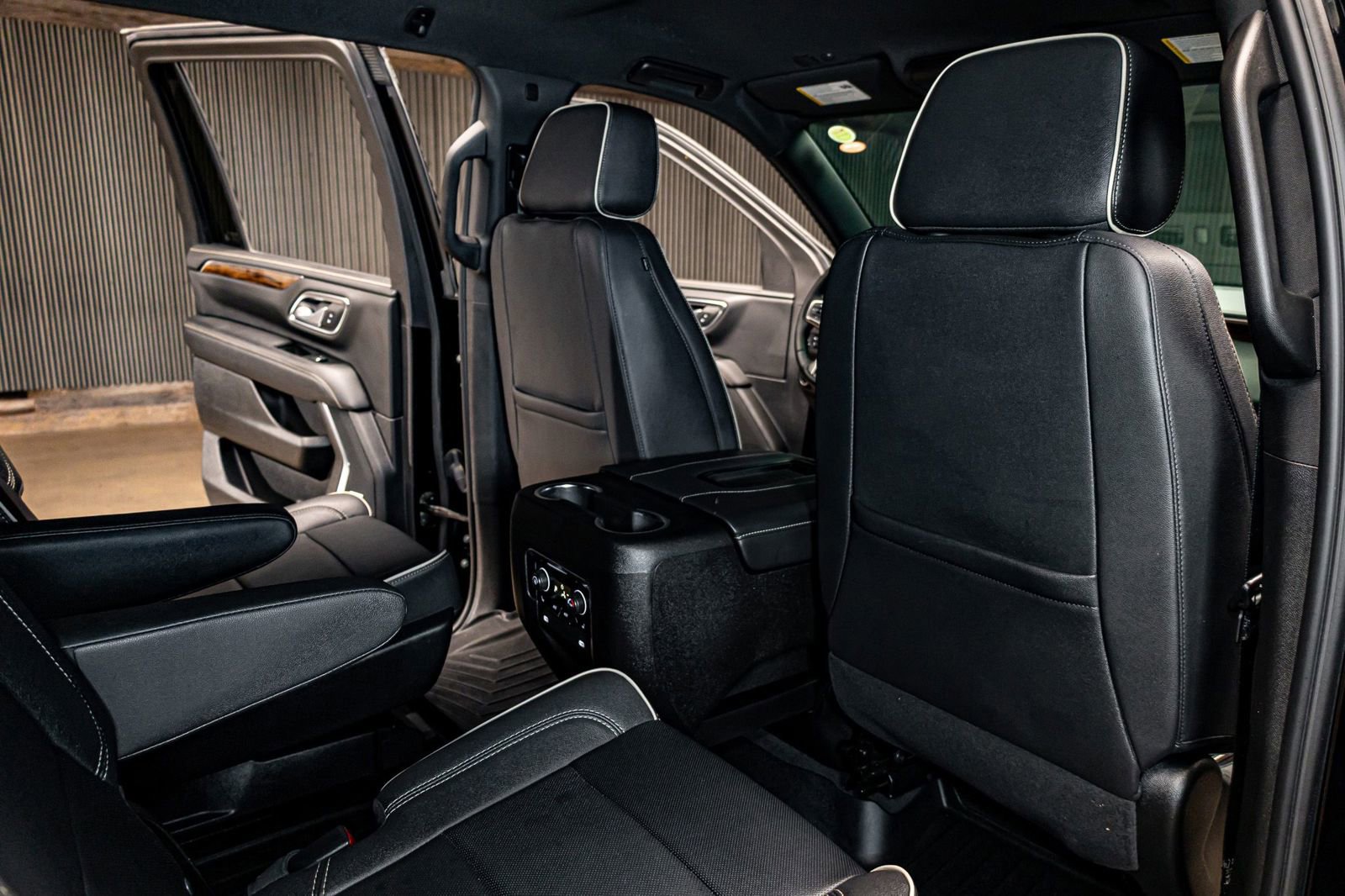 Used 2023 Chevrolet Suburban Premier w/ Max Trailering Package image 22