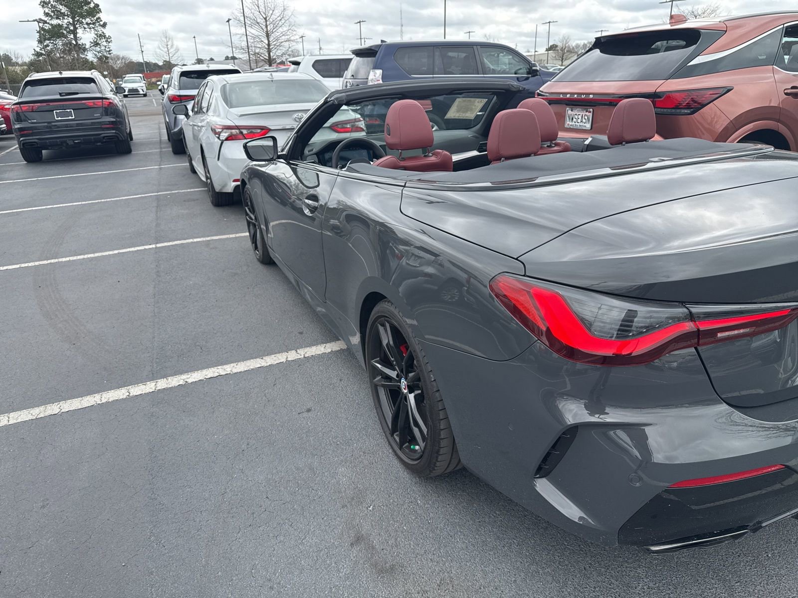 Used 2023 BMW M440i Convertible w/ Premium Package image 51