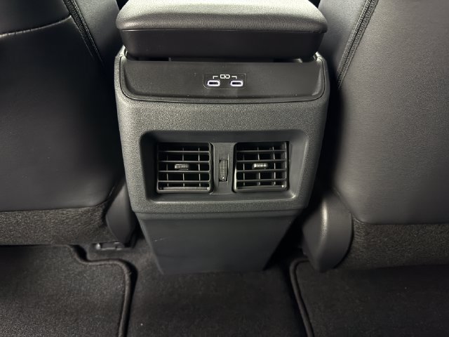 New 2026 Toyota C-HR AWD/4WD image 31