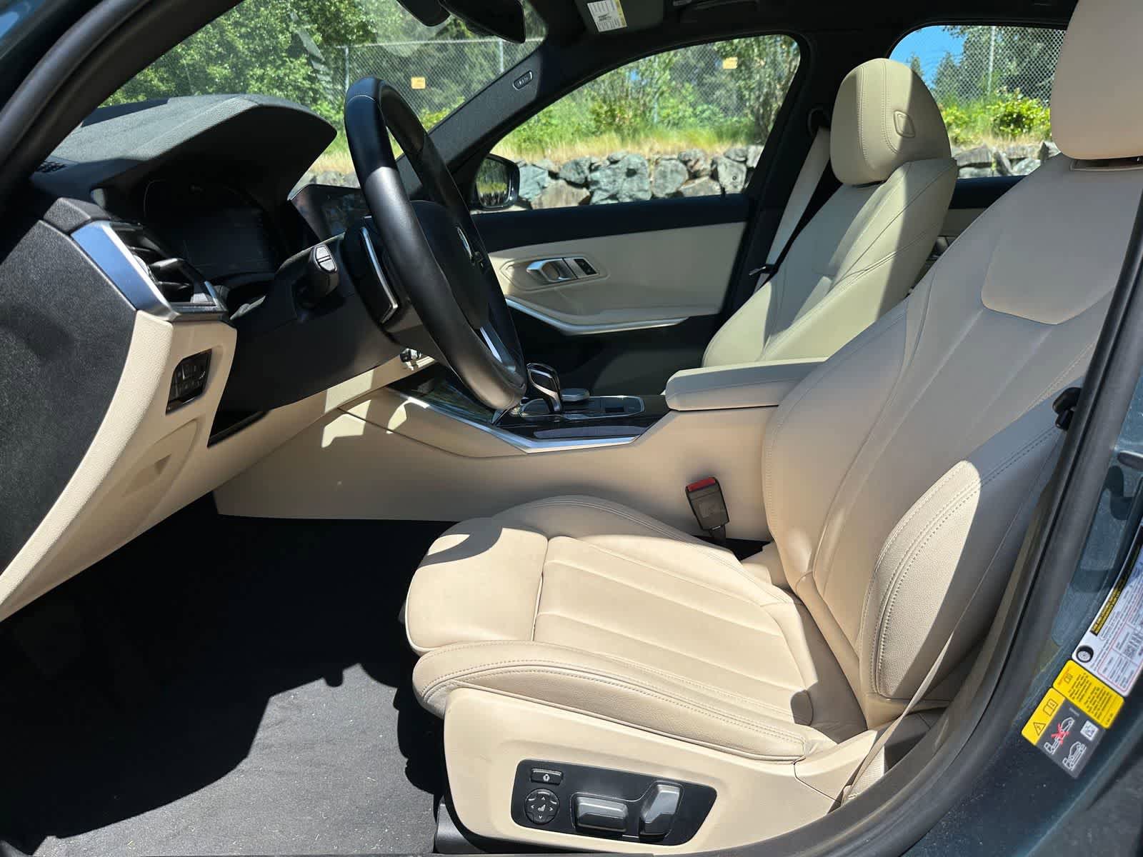 Used 2021 BMW 330e w/ Convenience Package RWD image 17