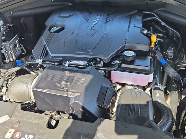 Used 2026 Genesis GV70 2.5T Select image 10