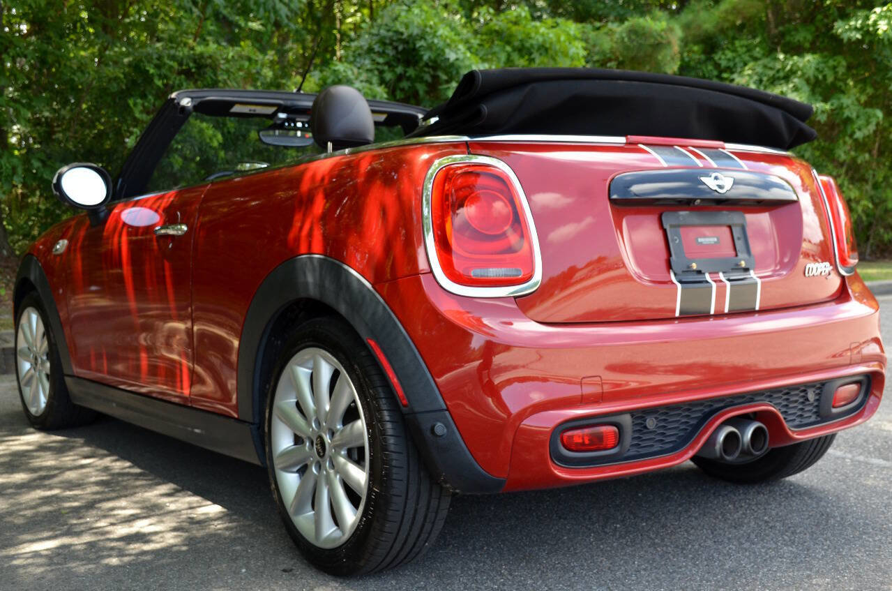 Used 2018 MINI Cooper S image 12