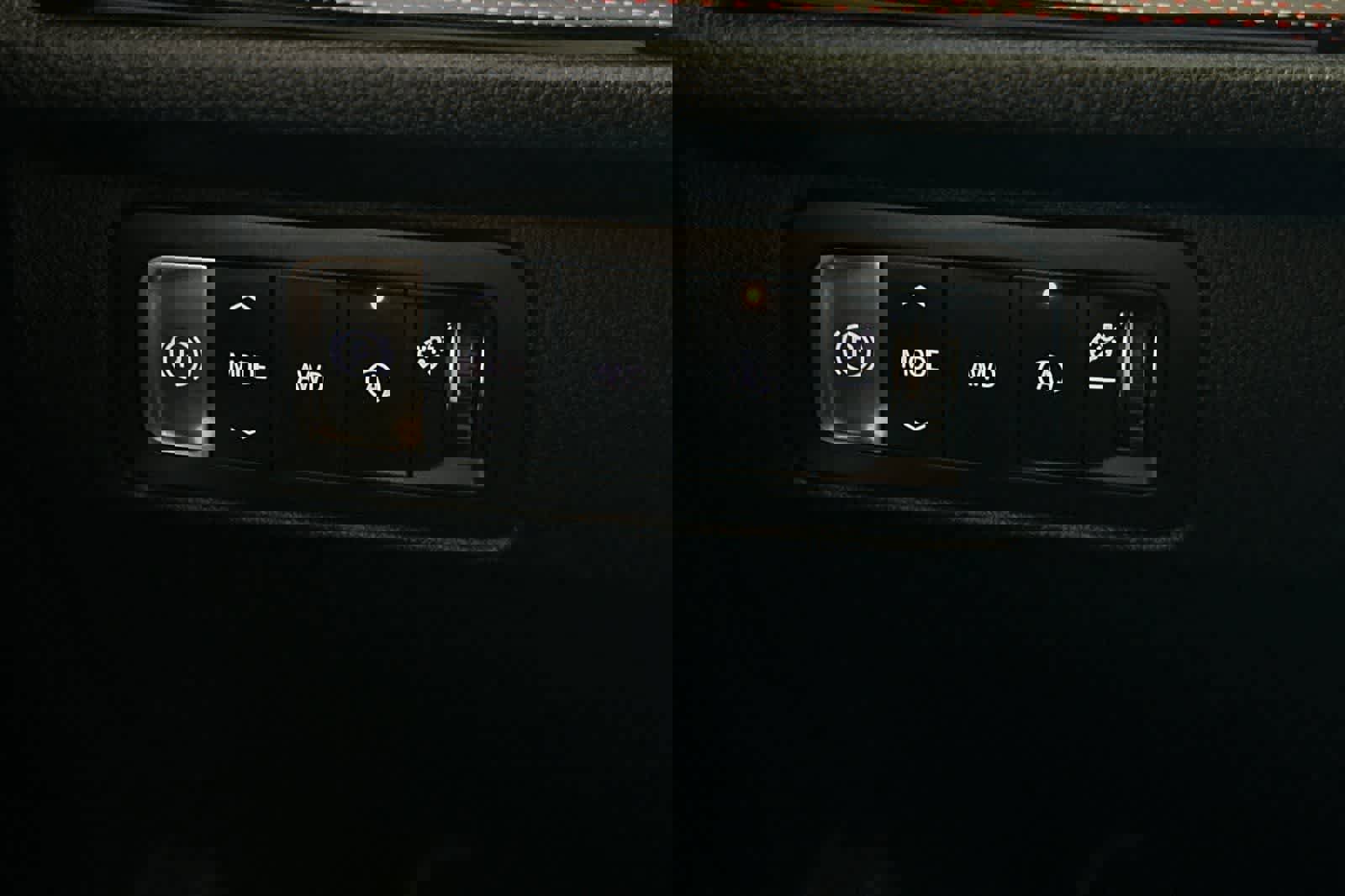 Used 2025 Chevrolet Traverse Z71 w/ Driver Confidence Package image 33