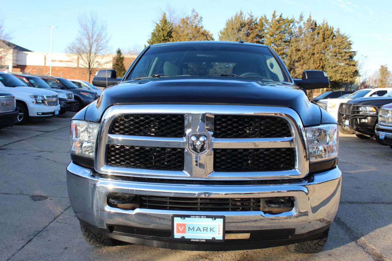 Used 2017 RAM 2500 Tradesman w/ Chrome Appearance Group AWD/4WD image 2