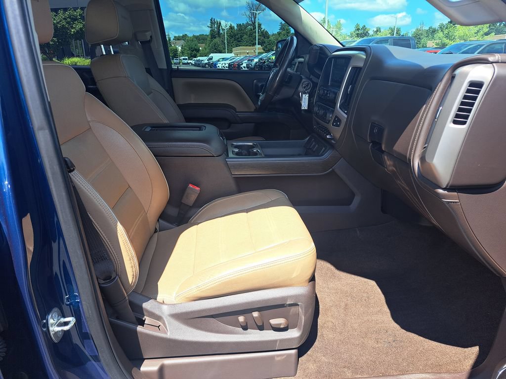Used 2017 GMC Sierra 1500 Denali w/ Denali Ultimate Package AWD/4WD image 30