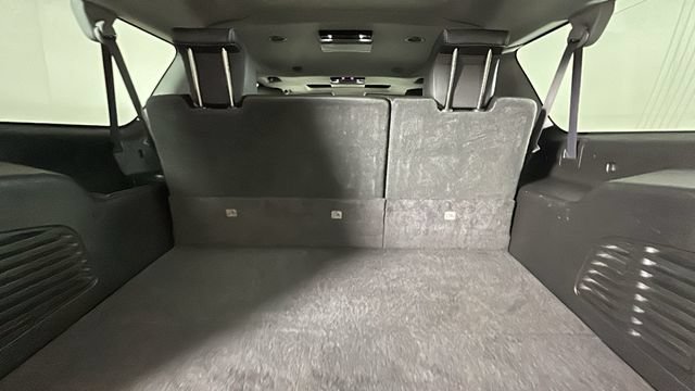Used 2017 Chevrolet Suburban Premier AWD/4WD image 29