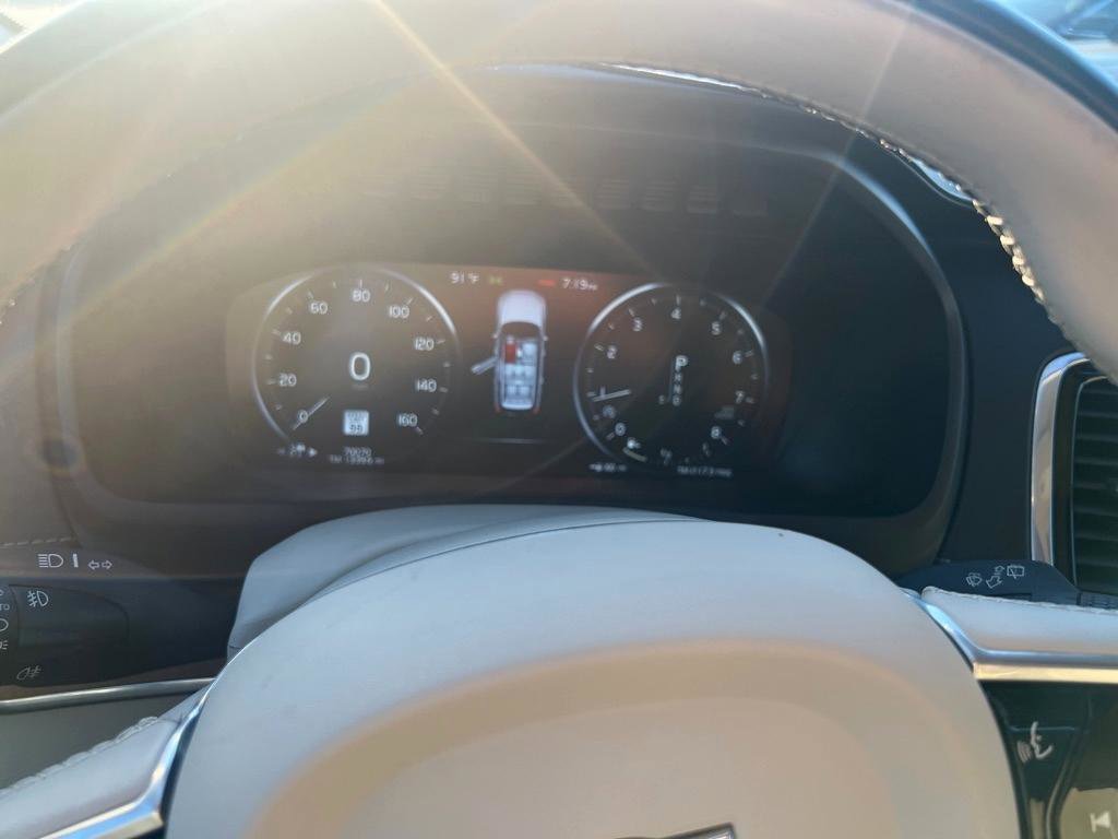 Used 2017 Volvo XC90 T6 Inscription w/ Vision Package AWD/4WD image 22