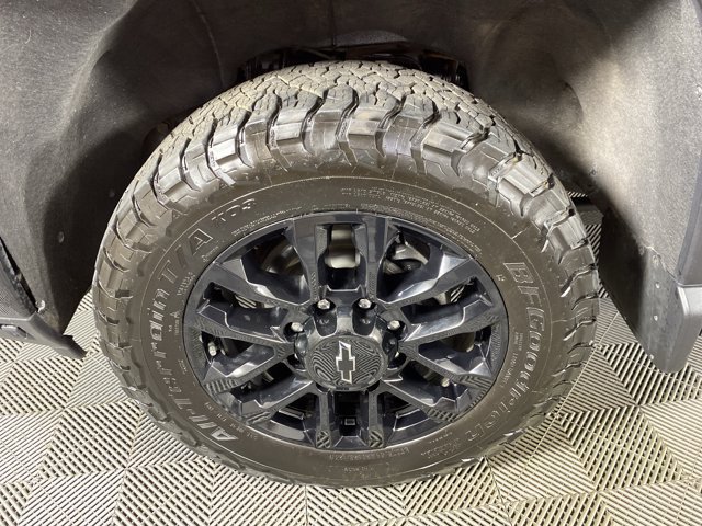Used 2025 Chevrolet Silverado 2500 LTZ w/ Trail Boss Package AWD/4WD image 14