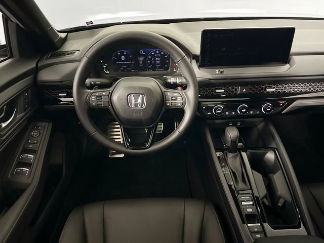 Certified 2025 Honda Accord Sport image 31
