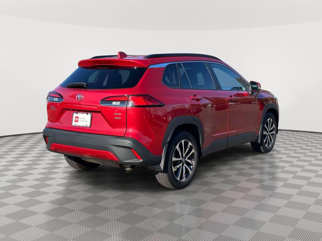 Used 2023 Toyota Corolla Cross XLE w/ Convenience Package AWD/4WD image 7