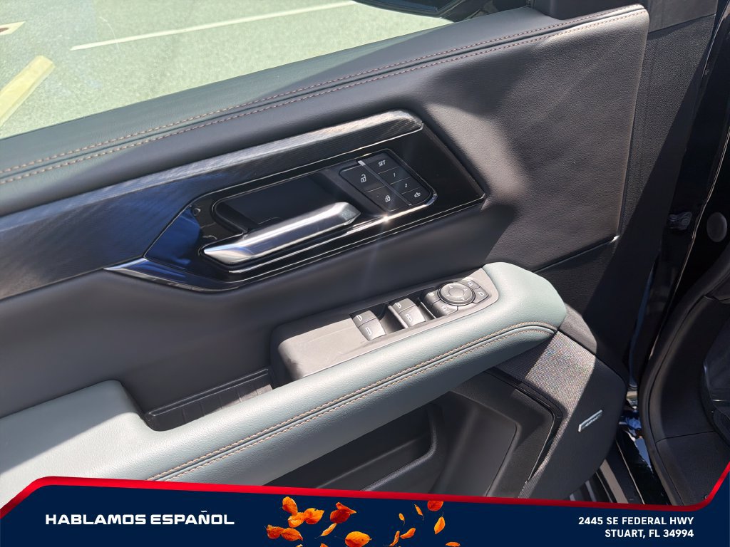 New 2026 GMC Yukon AT4 AWD/4WD image 13