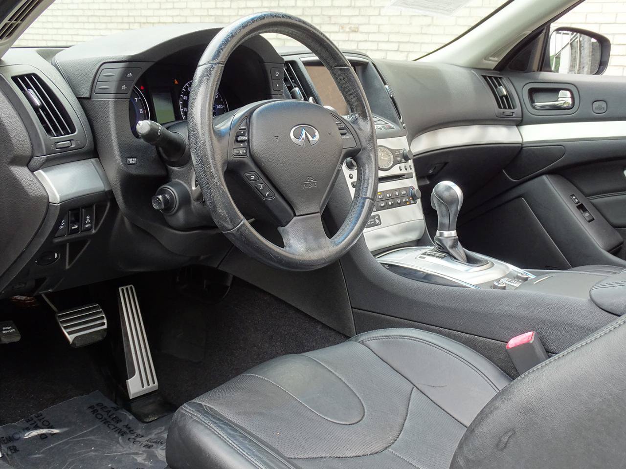 Used 2013 INFINITI G37 Convertible w/ Premium Pkg RWD image 11