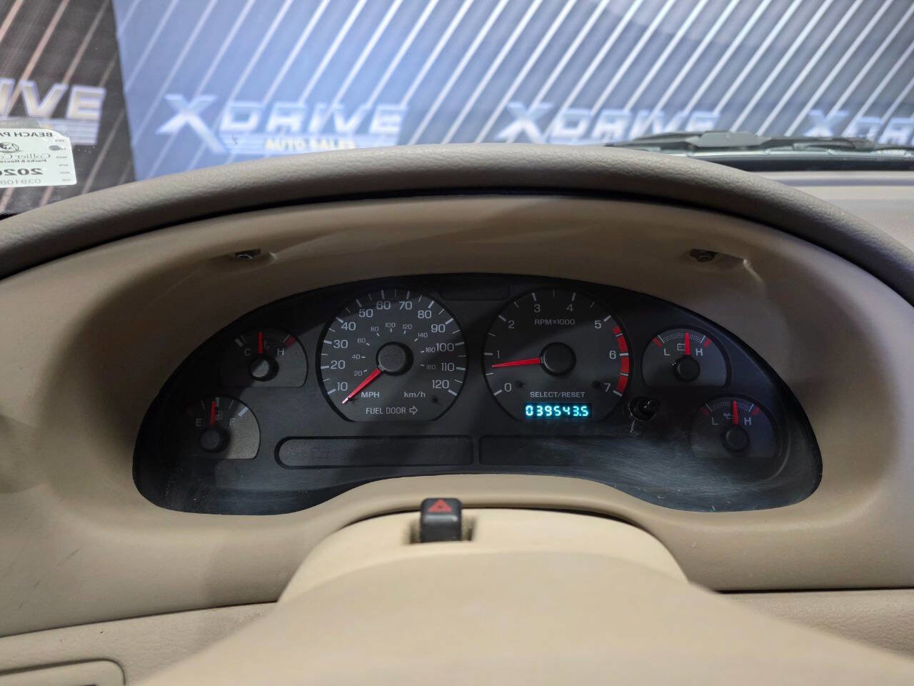 Used 2000 Ford Mustang Base 2dr Convertible RWD image 22
