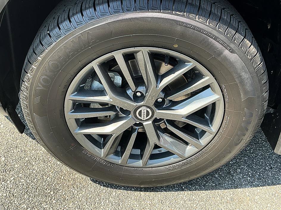 Used 2021 Nissan Rogue S FWD image 10