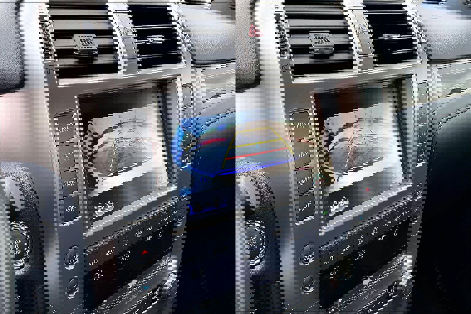 Used 2020 Lexus GX 460 Luxury w/ Off Road Package image 26