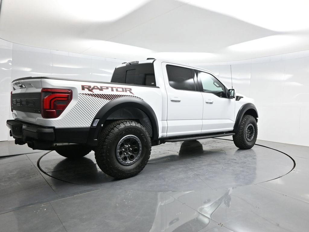 Used 2025 Ford F150 Raptor AWD/4WD image 32