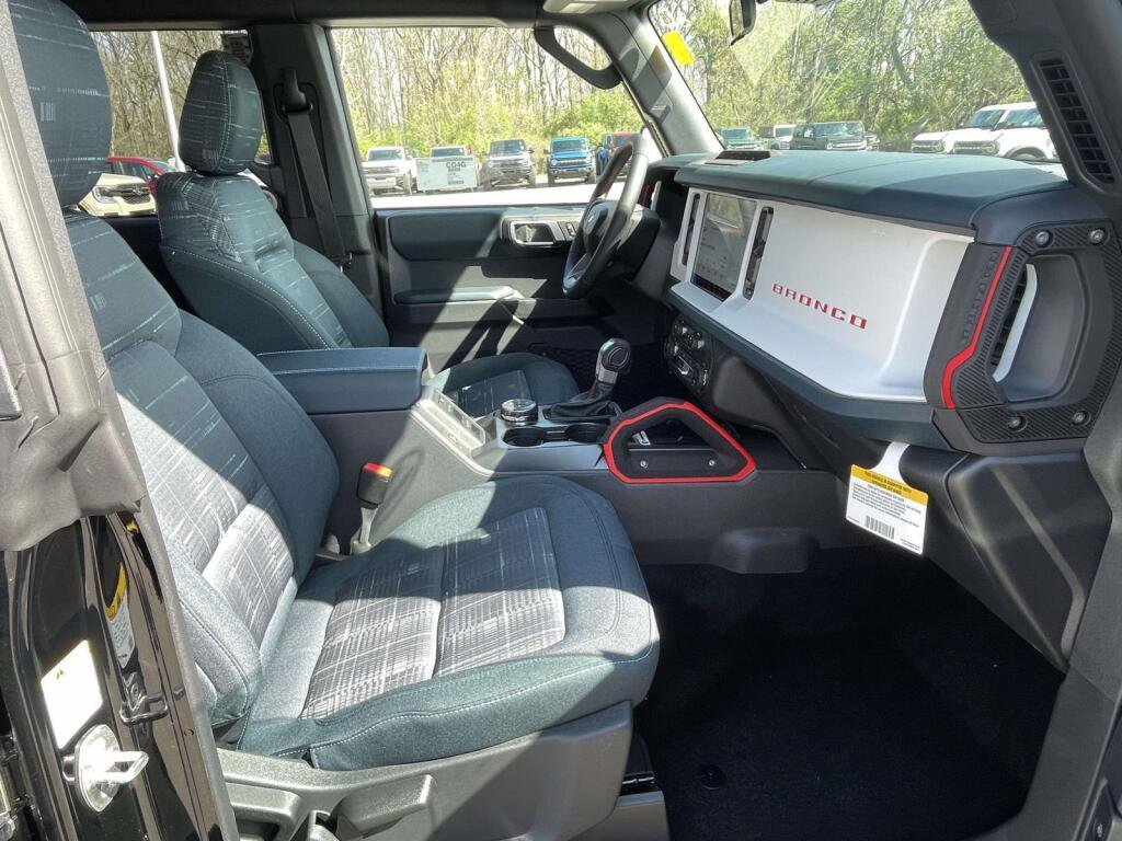 New 2026 Ford Bronco Heritage Edition AWD/4WD image 21