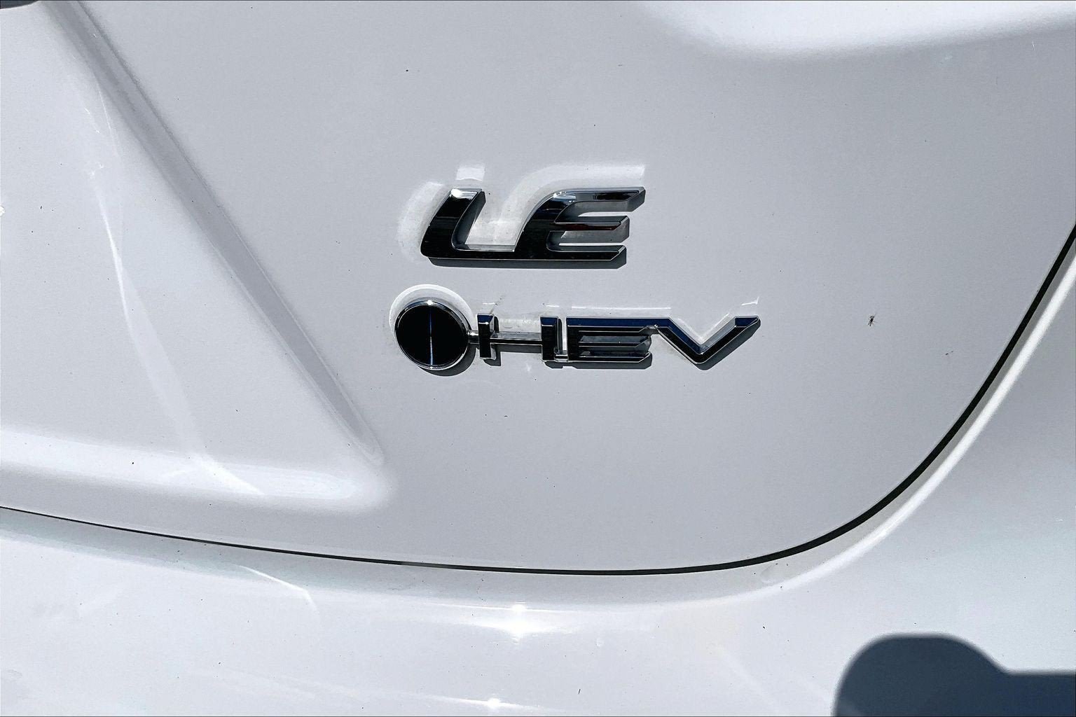 Used 2025 Toyota Corolla LE FWD image 8