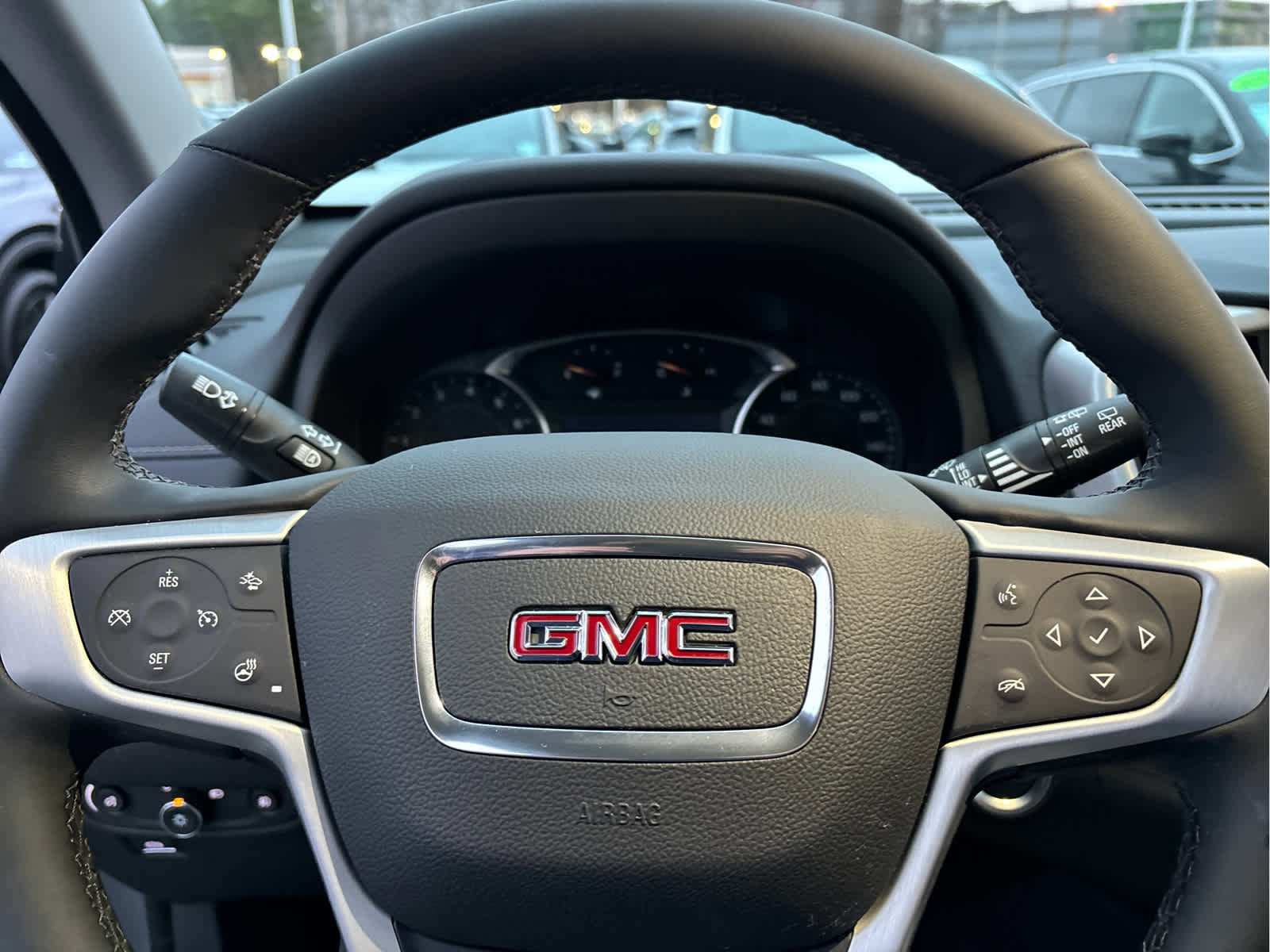 Used 2023 GMC Terrain SLT image 10