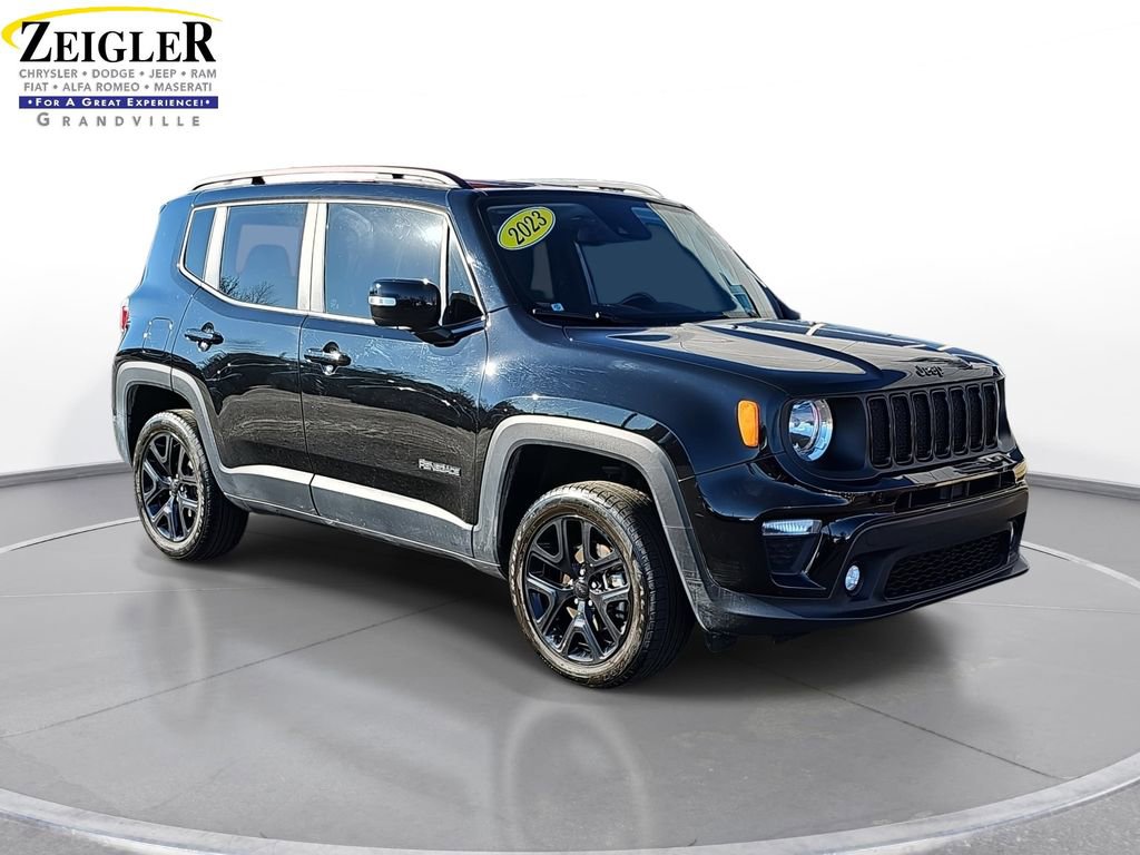 Used 2023 Jeep Renegade Altitude w/ Convenience Group I image 3