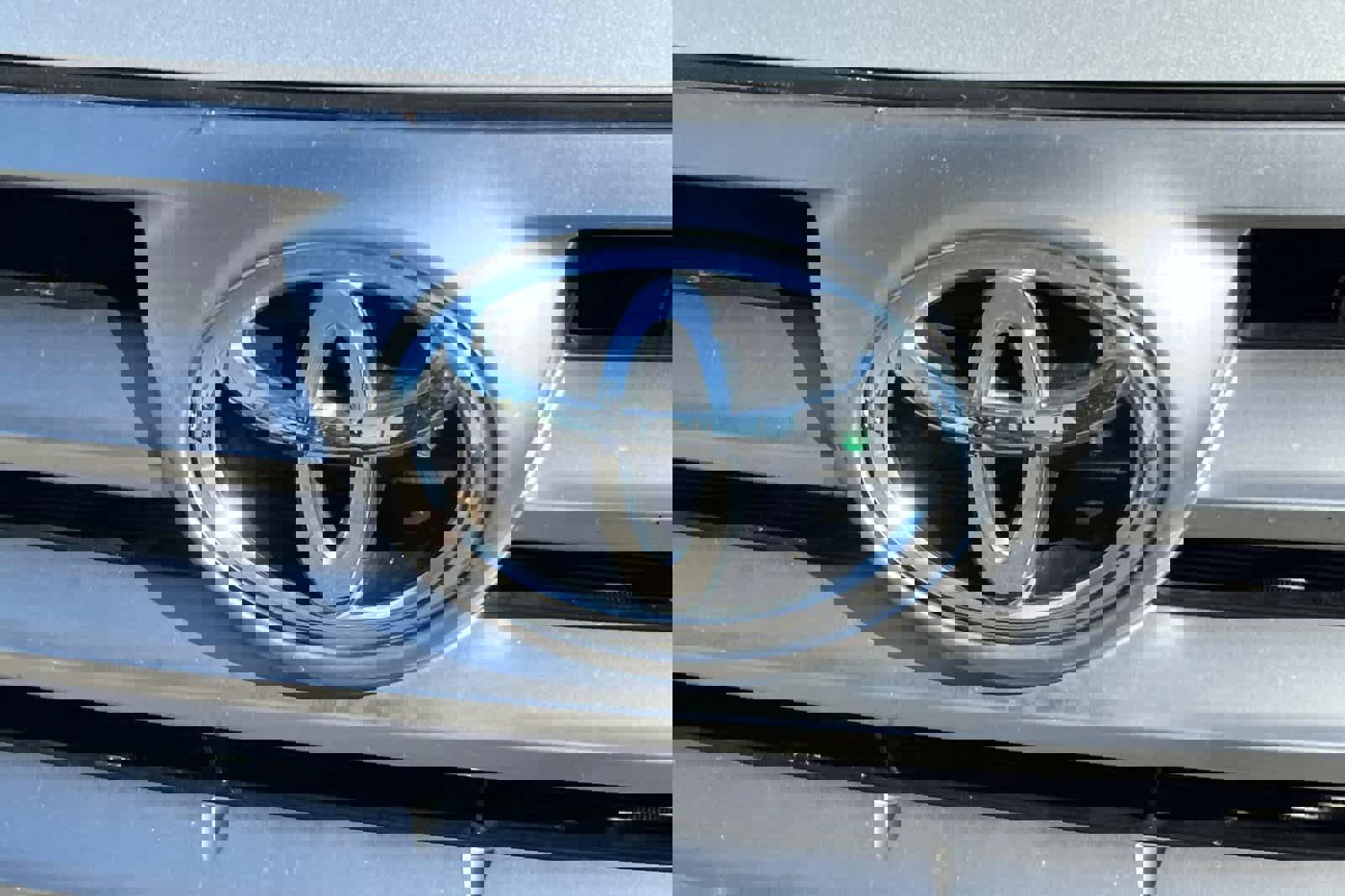 Used 2013 Toyota Highlander Limited image 10