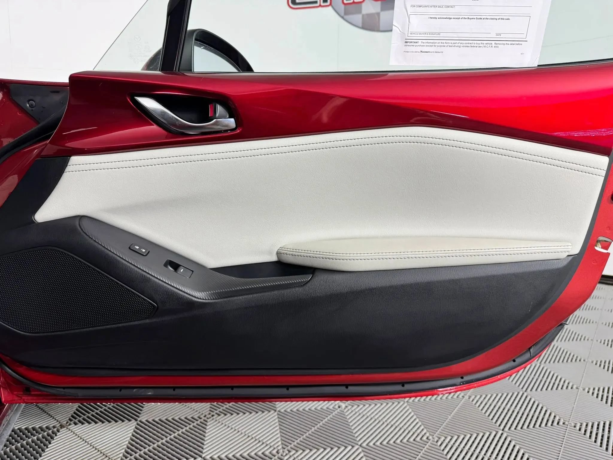 Used 2021 MAZDA MX-5 Miata Grand Touring RWD image 39