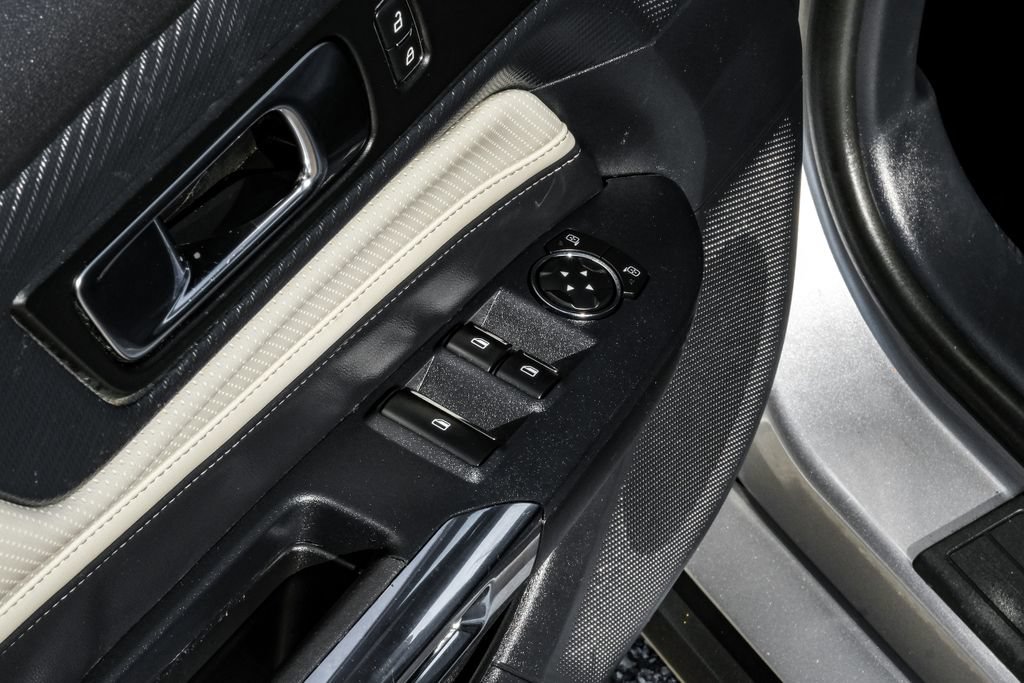 Used 2024 Ford Mustang Premium RWD image 39