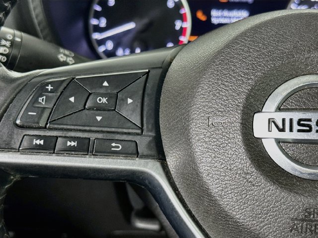 Used 2023 Nissan Sentra SV w/ All-Weather Package FWD image 11