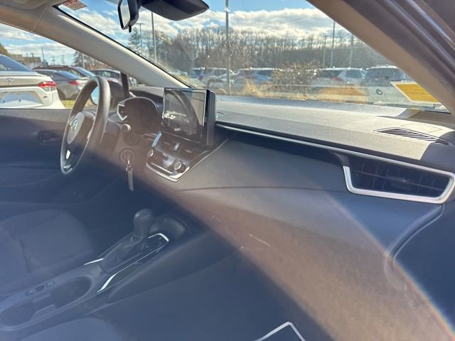 Used 2023 Toyota Corolla LE image 28