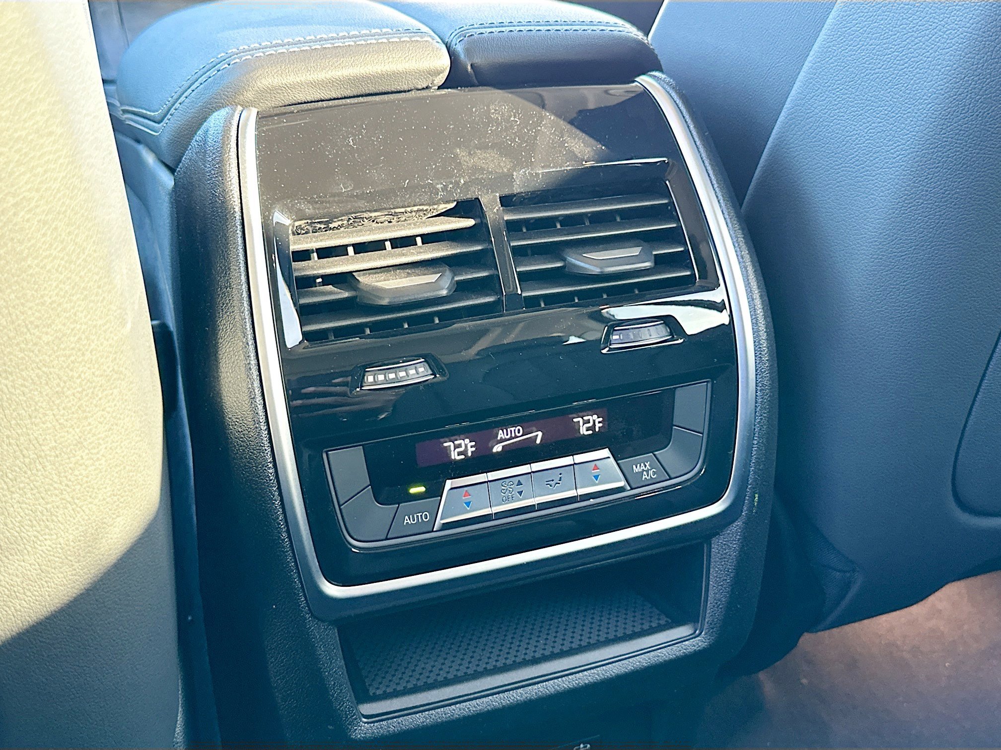 New 2026 BMW X7 xDrive40i w/ Premium Package image 20