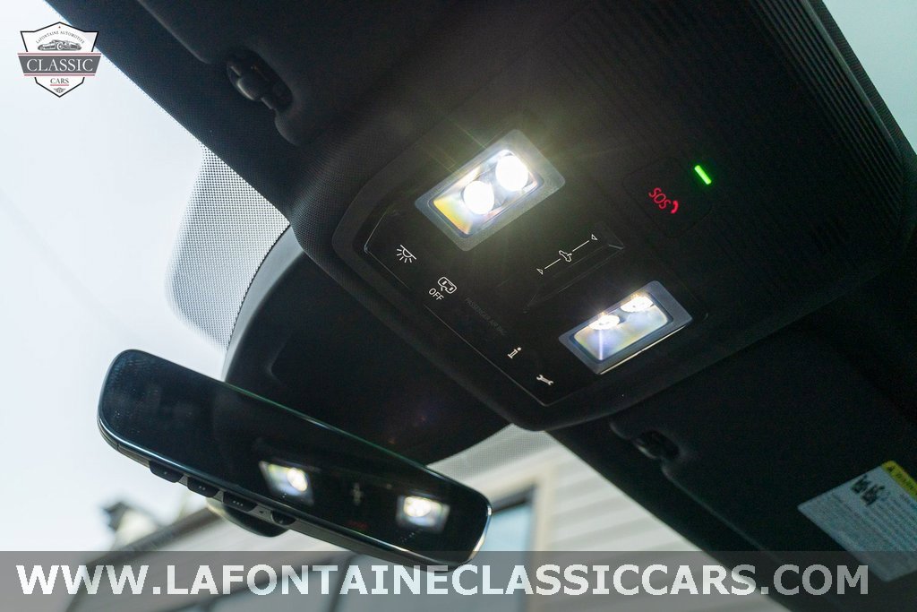 Used 2022 Volkswagen Golf R image 89