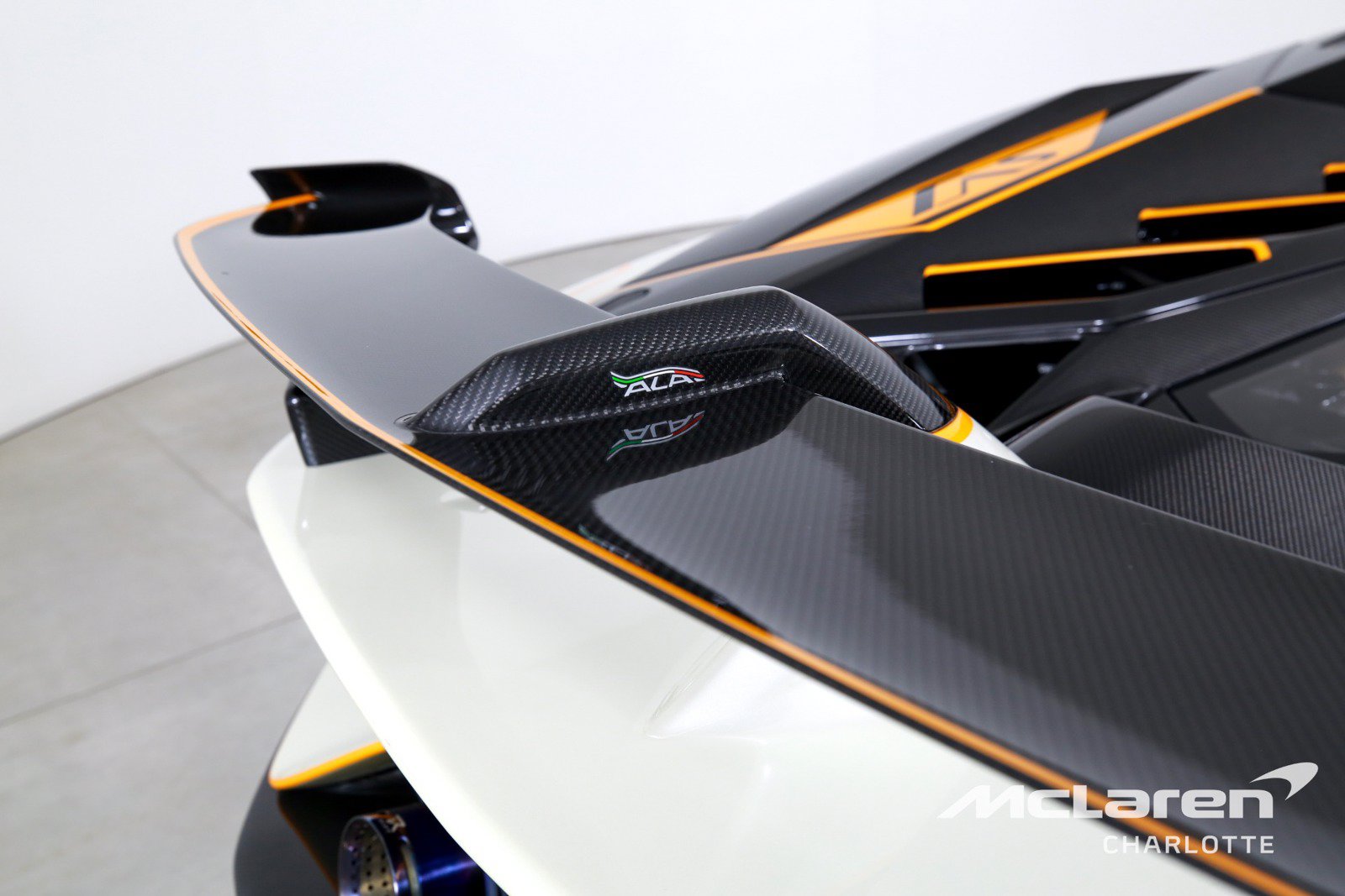 Used 2021 Lamborghini Aventador SVJ AWD/4WD image 36