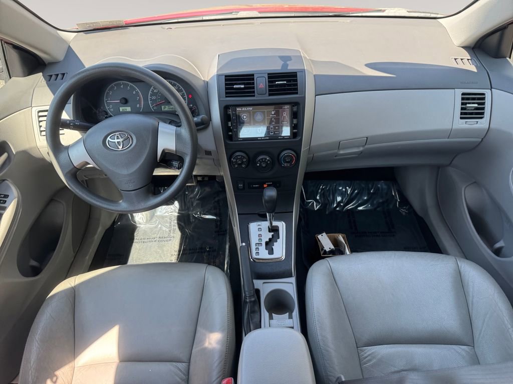 Used 2010 Toyota Corolla LE image 10