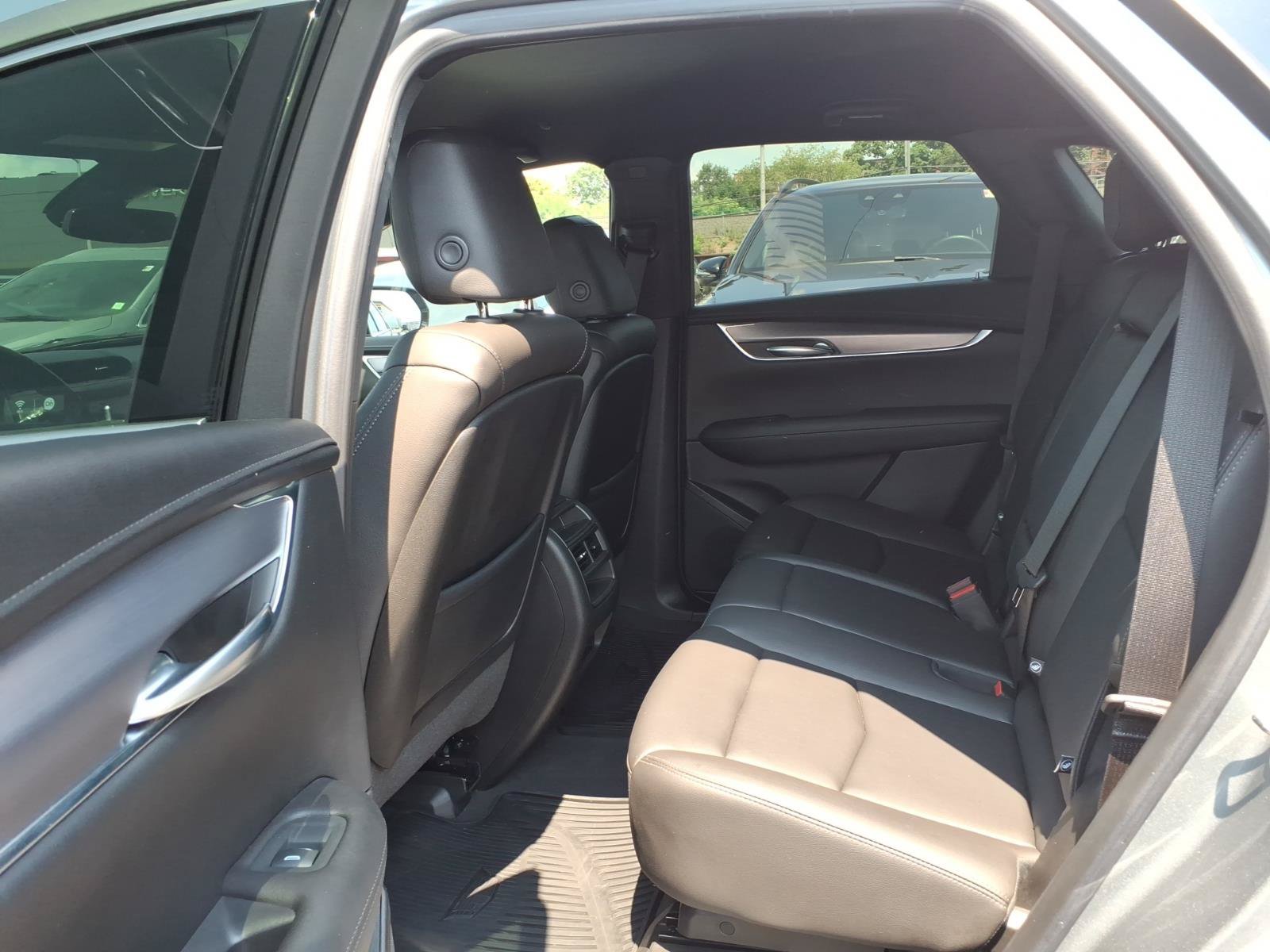 Certified 2023 Cadillac XT5 Luxury AWD/4WD image 17