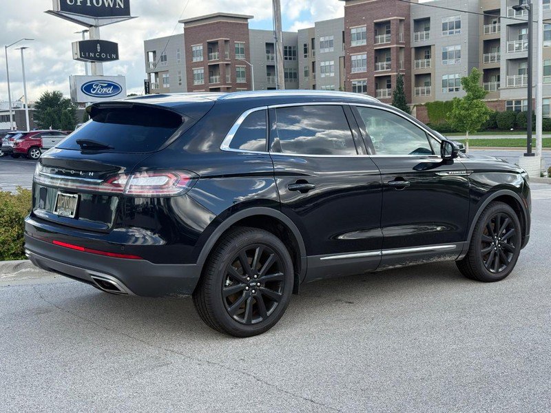 Certified 2023 Lincoln Nautilus Reserve w/ Monochromatic Package AWD/4WD image 3