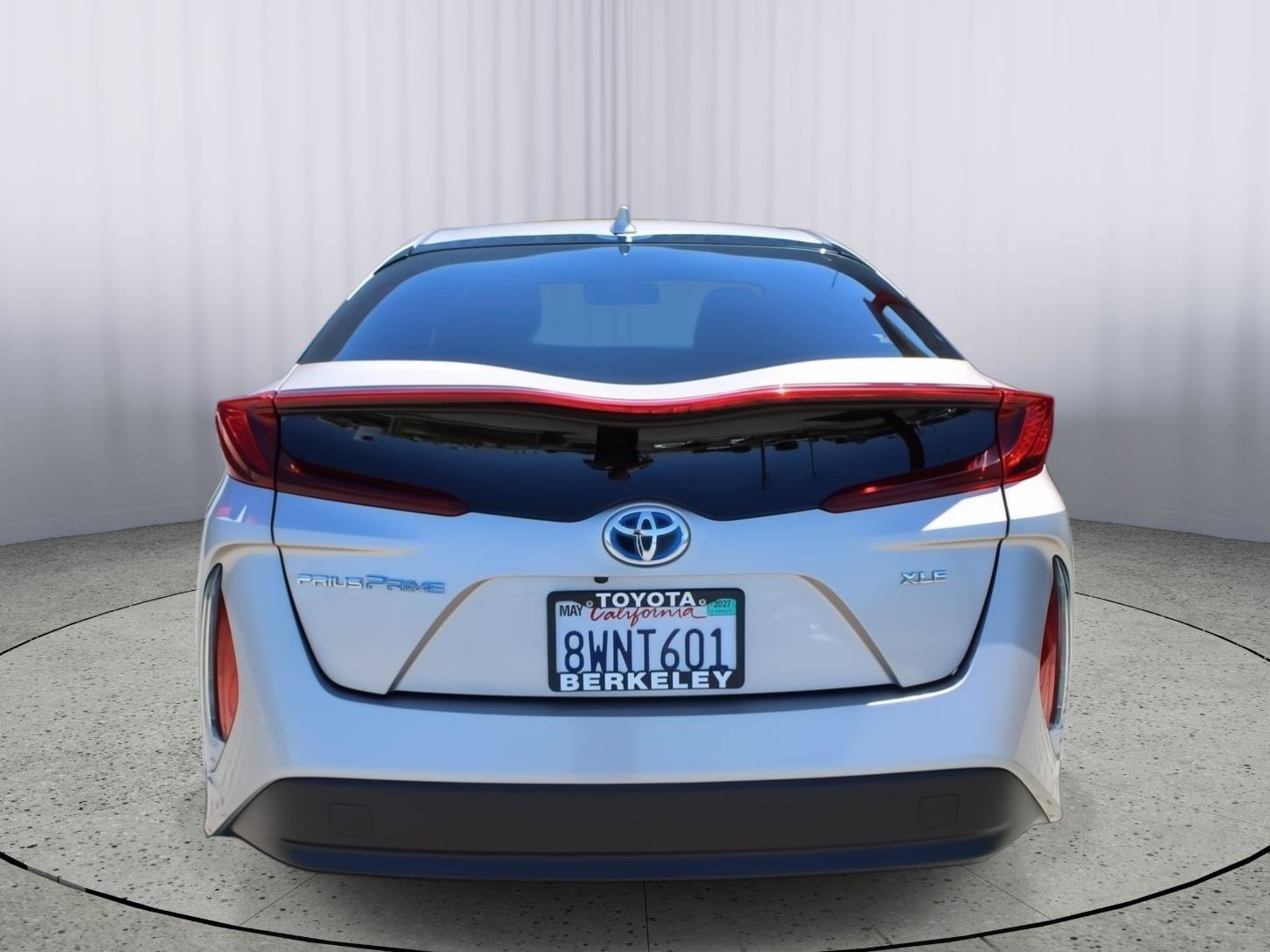 Used 2021 Toyota Prius Prime XLE FWD image 7