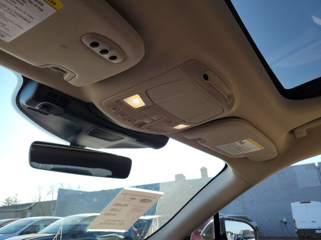 Certified 2023 Lincoln Nautilus Reserve w/ Equipment Group 201A image 30