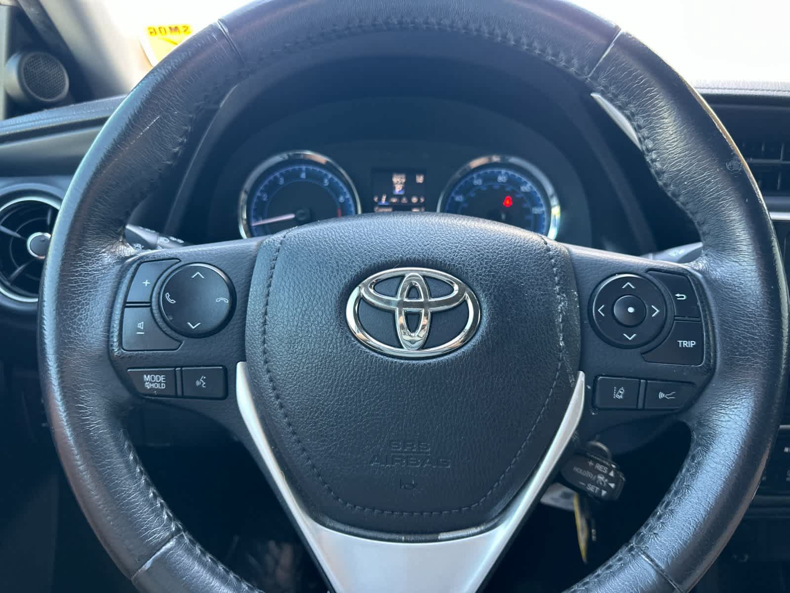 Used 2017 Toyota Corolla SE FWD image 22