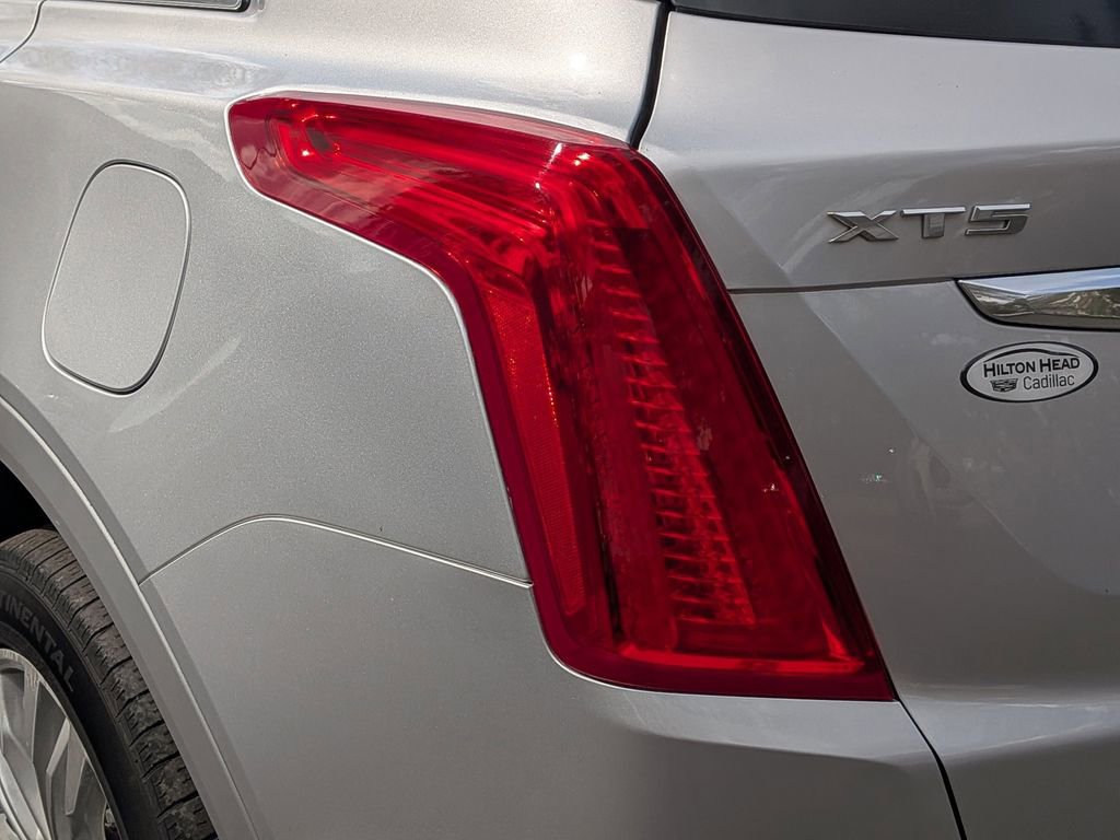 Used 2018 Cadillac XT5 Premium Luxury image 10