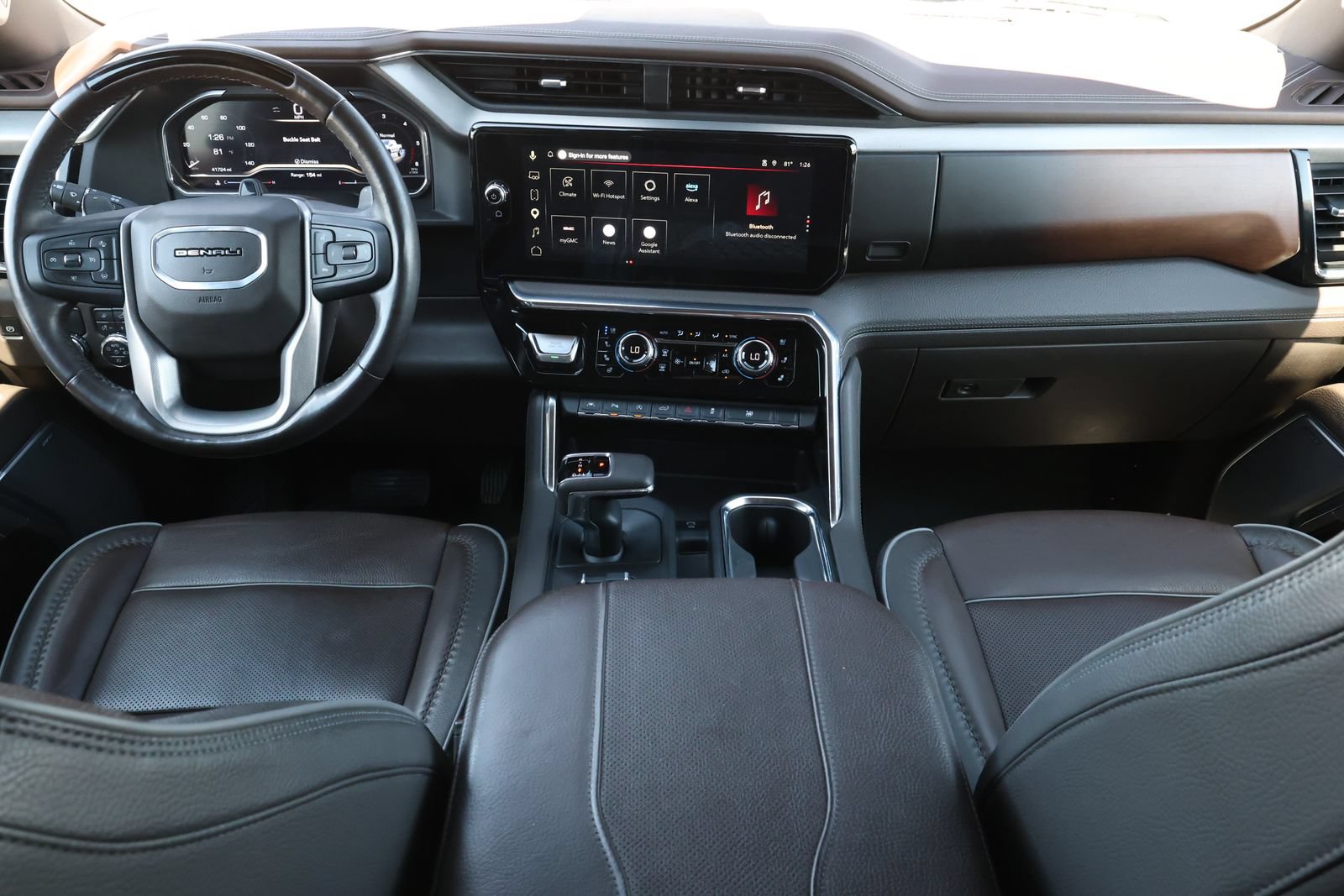 Used 2024 GMC Sierra 1500 Denali RWD image 2