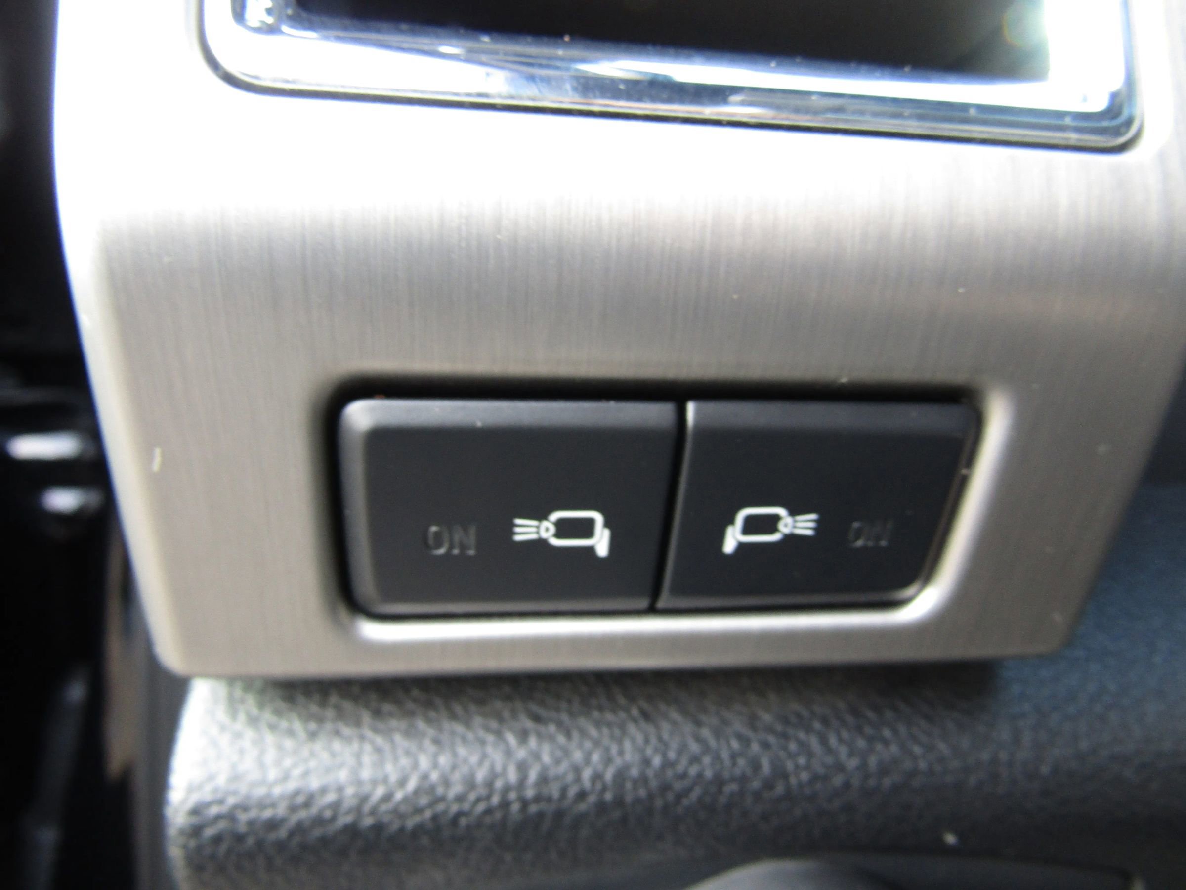 Used 2016 Ford F150 Platinum w/ Equipment Group 701A Luxury image 24