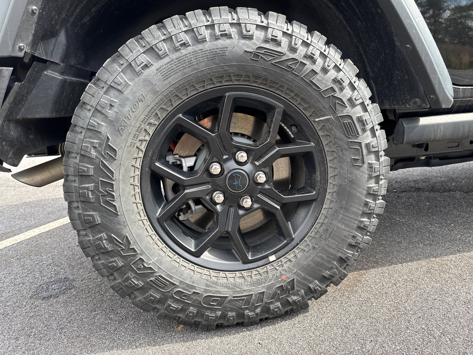 Used 2025 Jeep Wrangler Willys image 18